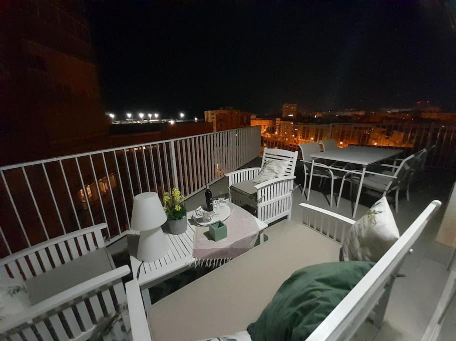 Sea Views Penthouse City Center مالقة المظهر الخارجي الصورة