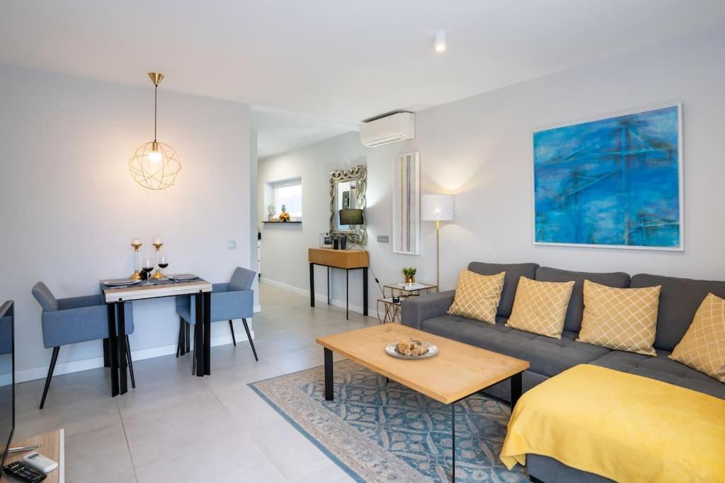 Sea Views Penthouse City Center مالقة المظهر الخارجي الصورة