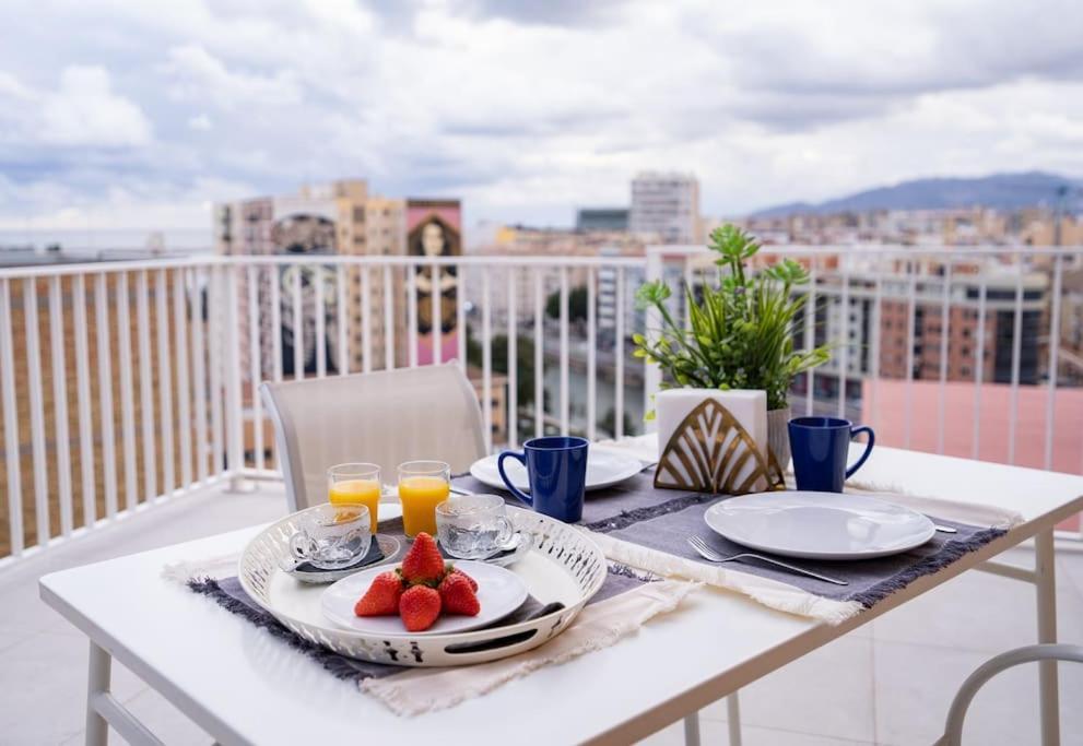 Sea Views Penthouse City Center مالقة المظهر الخارجي الصورة